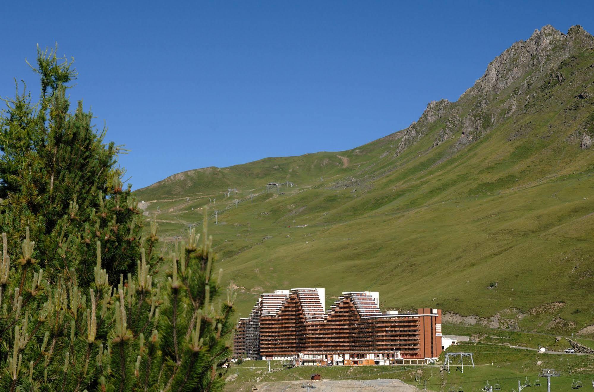 Pierre & Vacances Residence Le Montana Ла-Монжі Екстер'єр фото
